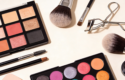 沈阳正规的化妆学校有哪些？你知道沈阳统丽学校吗？