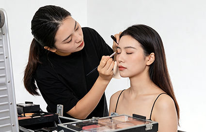 沈阳统丽学校 化妆课程包括了哪些内容？