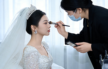 沈阳统丽学校6个月的化妆创业班都学什么