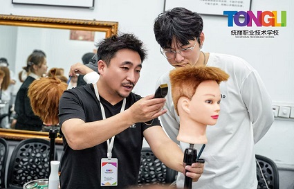 想学美发 沈阳统丽美发学校可以吗？