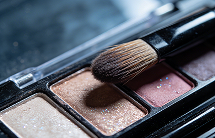 沈阳学化妆要学多久？