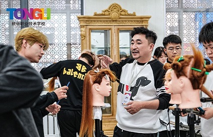 沈阳美发学校哪家好？统丽 22 年办学