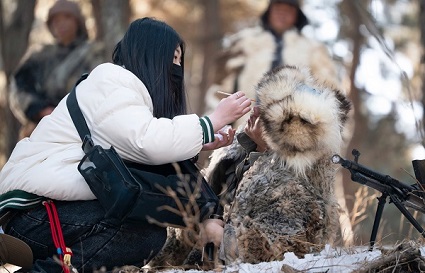 片场砺技｜统丽化妆学员《密林里的音符》剧组实习