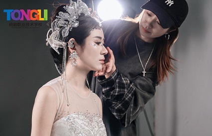 沈阳统丽学校都有什么专业？地址在哪？